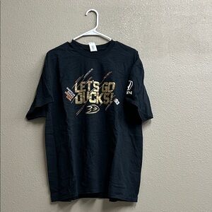 Gildan Anaheim Ducks Graphic Men's Tee